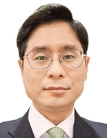 [칼럼] 거꾸로 가는 트럼프 독트린